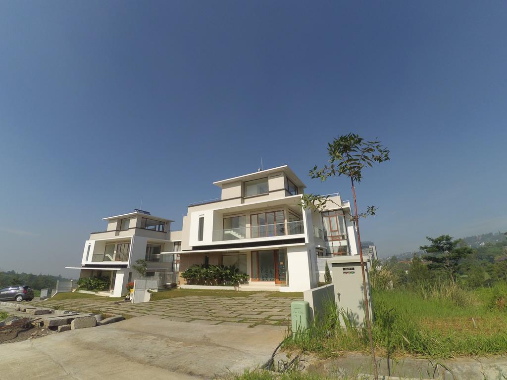 Roemah Asri Villa - Resor Dago Pakar Bandung Exterior photo